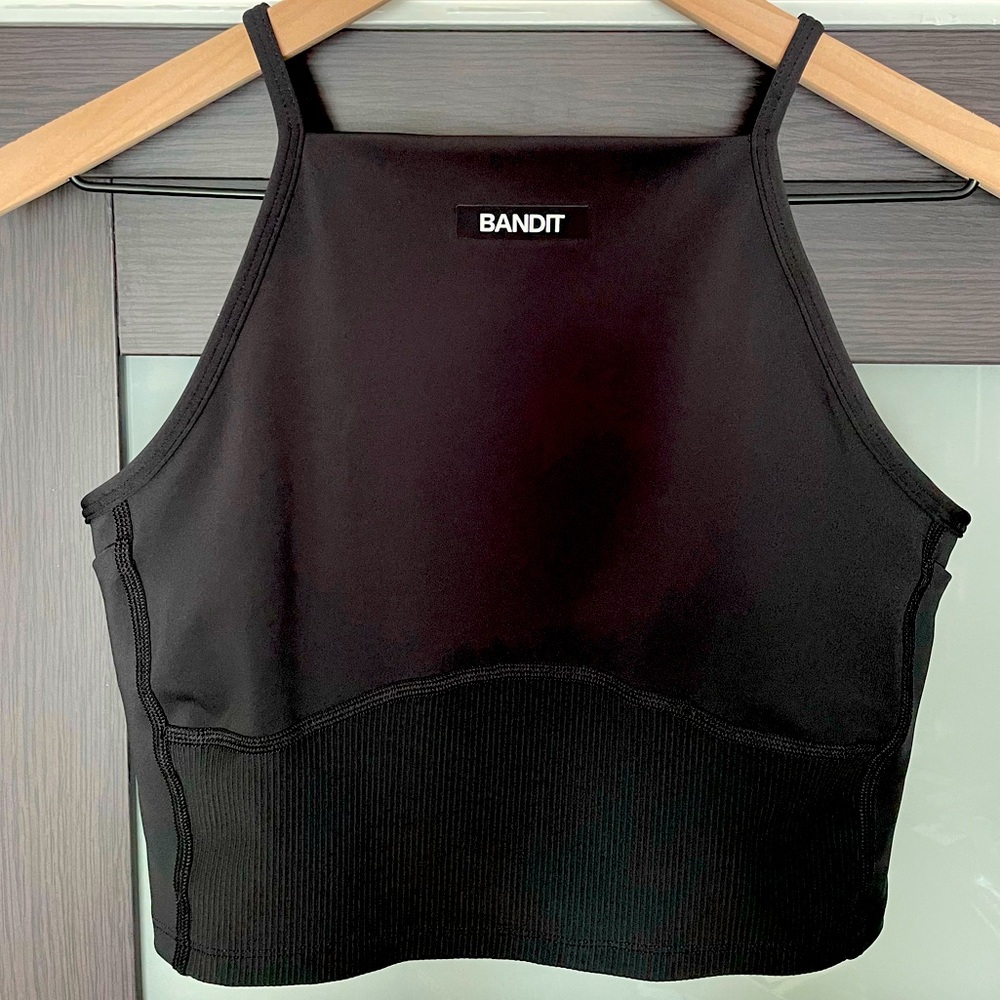 Bandit Running Women’s Stamina Pocket Nova Crop Top Black Sz Medium